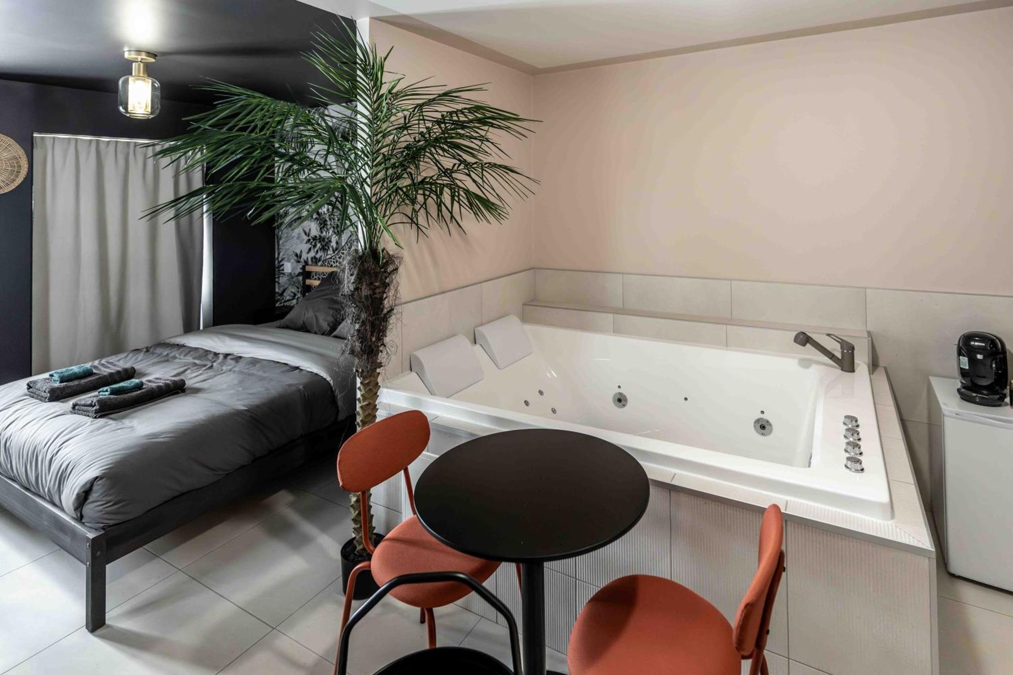 Reve Tropical Balneo - Votre Pause Enchantee * Blois
